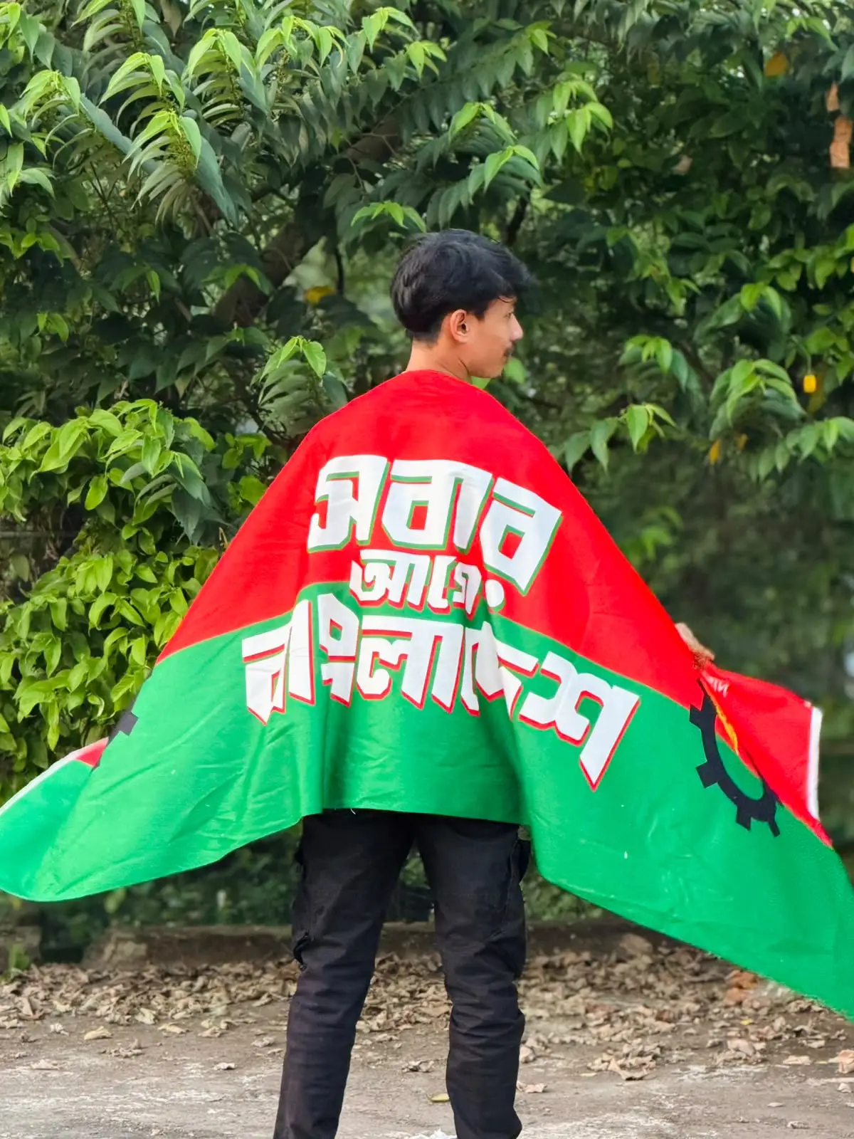 প্রিমিয়াম ভিআইপি শাল কাঁধে জড়ানো